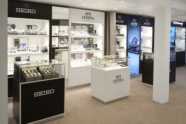 Därför bör man köpa klockor från en auktoriserad återförsäljare