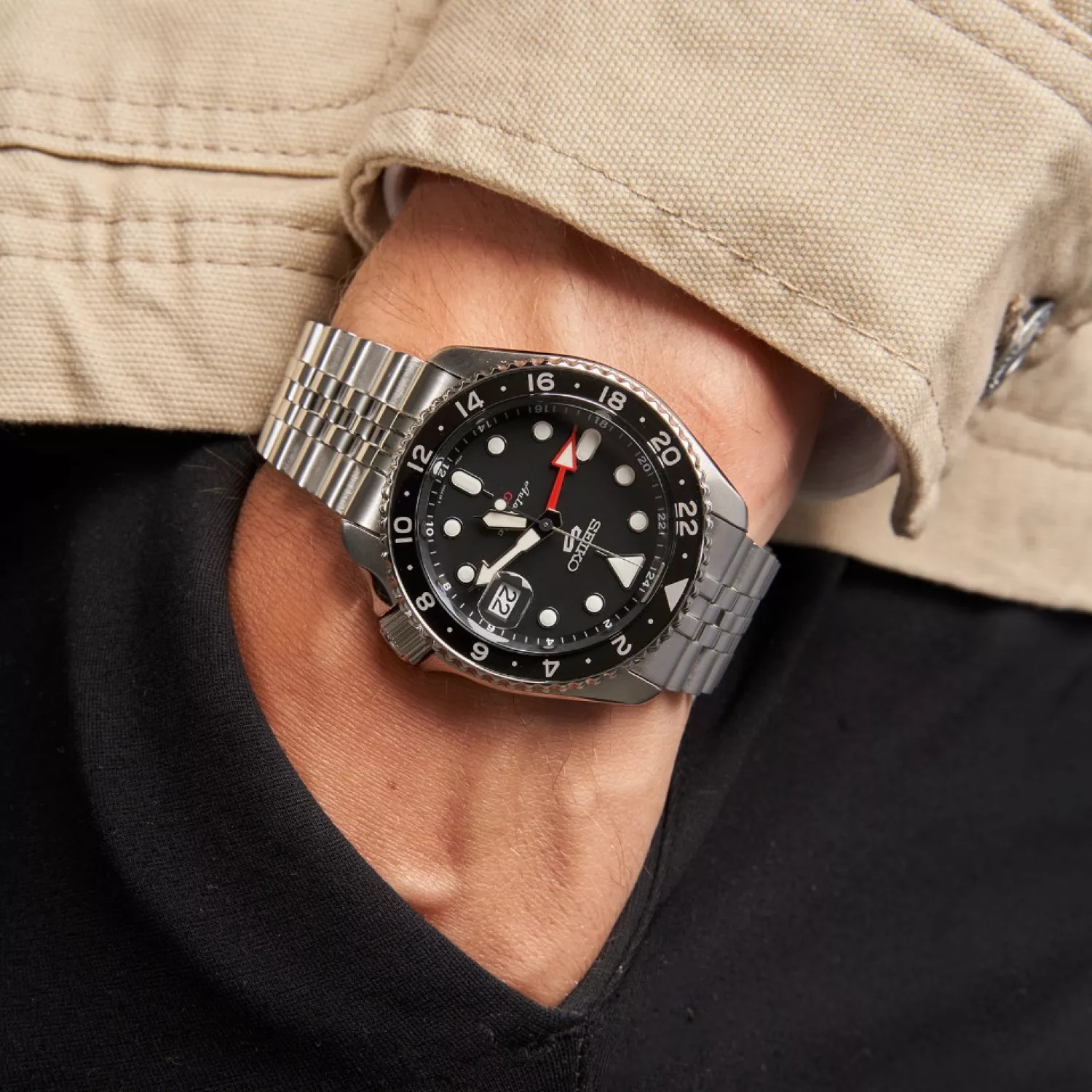 Seiko 5 Sports Automatic GMT SSK001K1 - Ditur